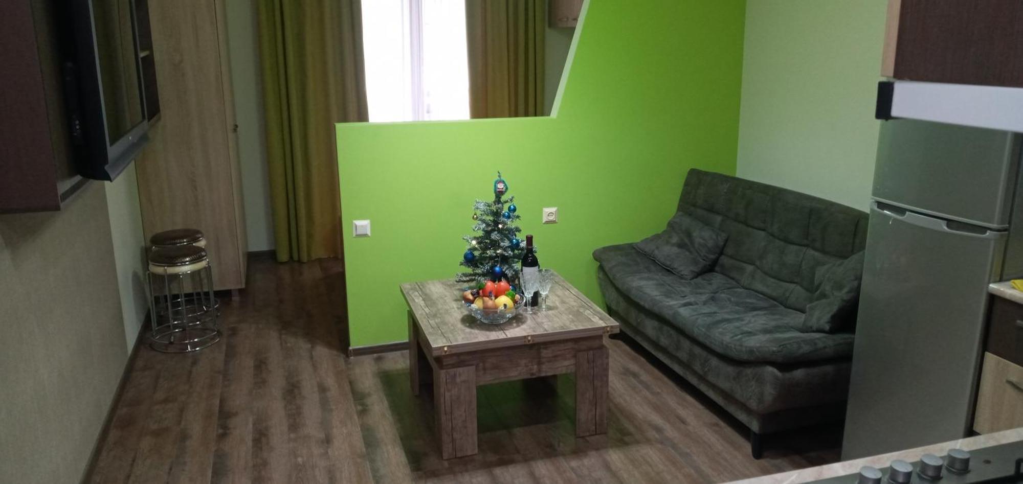 Studio Apartment In Батуми Екстериор снимка